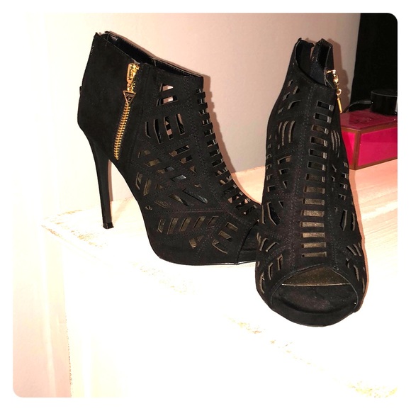 Guess Shoes - Guess Cut-Out Booties